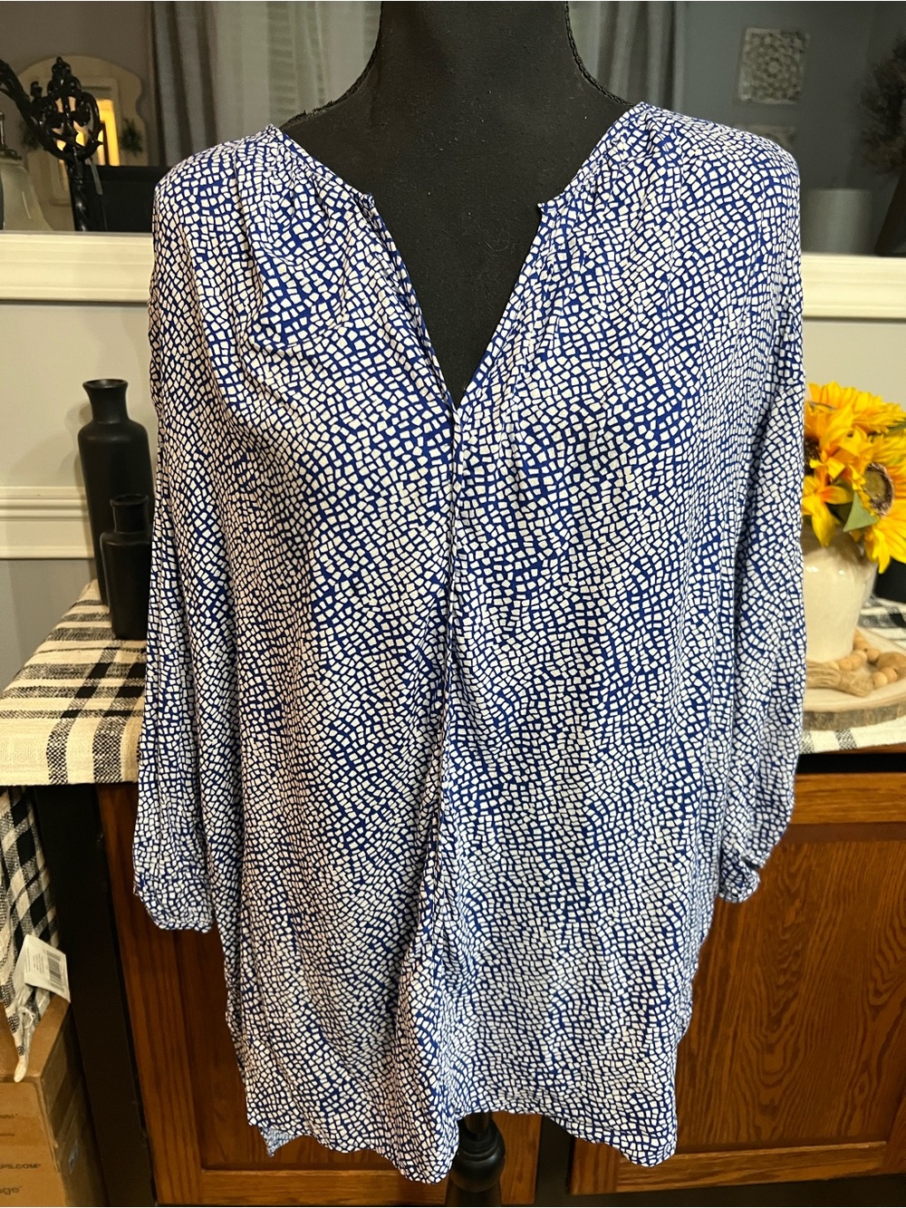 STYLUS Blue and White Mosaic Print Tunic